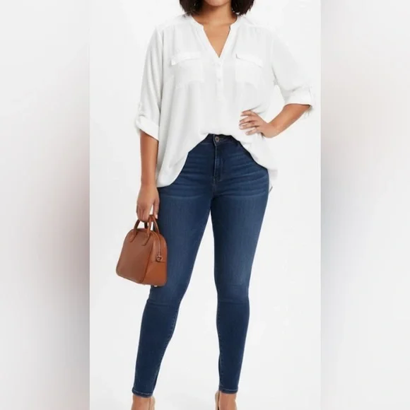 Torrid White Blouse - Picture 1 of 8